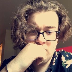 Meet your Posher, Nicholas